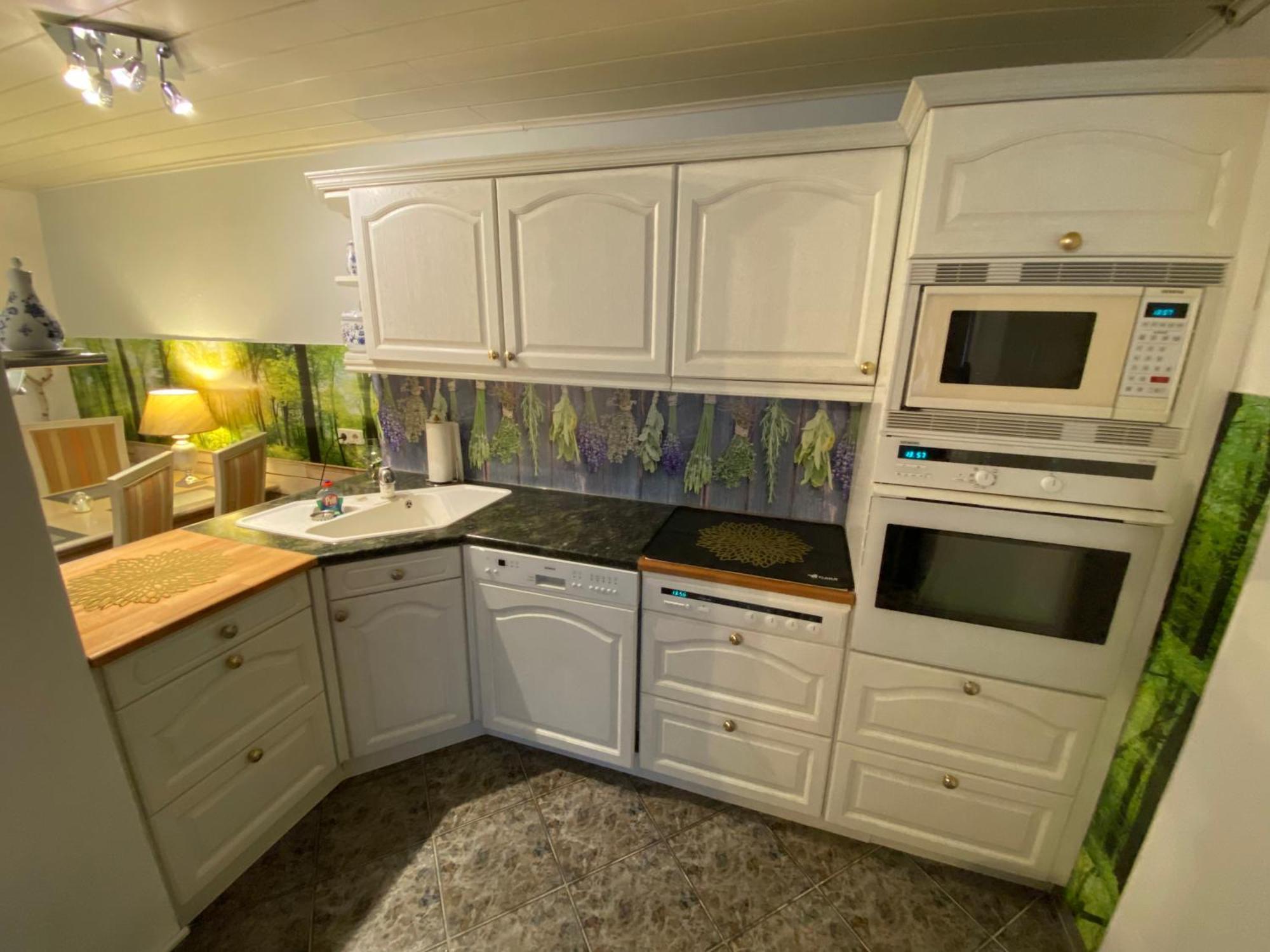 Grosse Helle Wohnung Am Wald In Bad Saarow Nahe Gruenheide Und Berlin Souterrain Екстериор снимка
