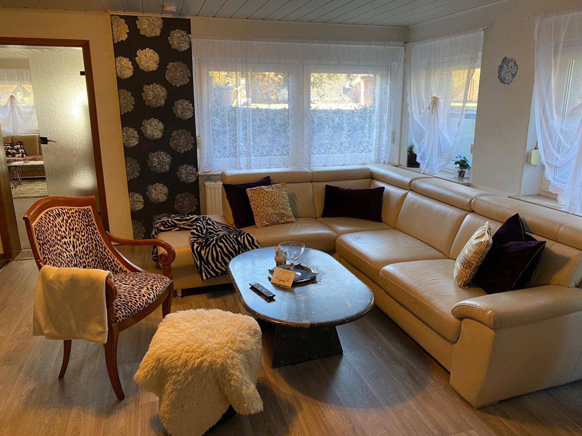 Grosse Helle Wohnung Am Wald In Bad Saarow Nahe Gruenheide Und Berlin Souterrain Екстериор снимка